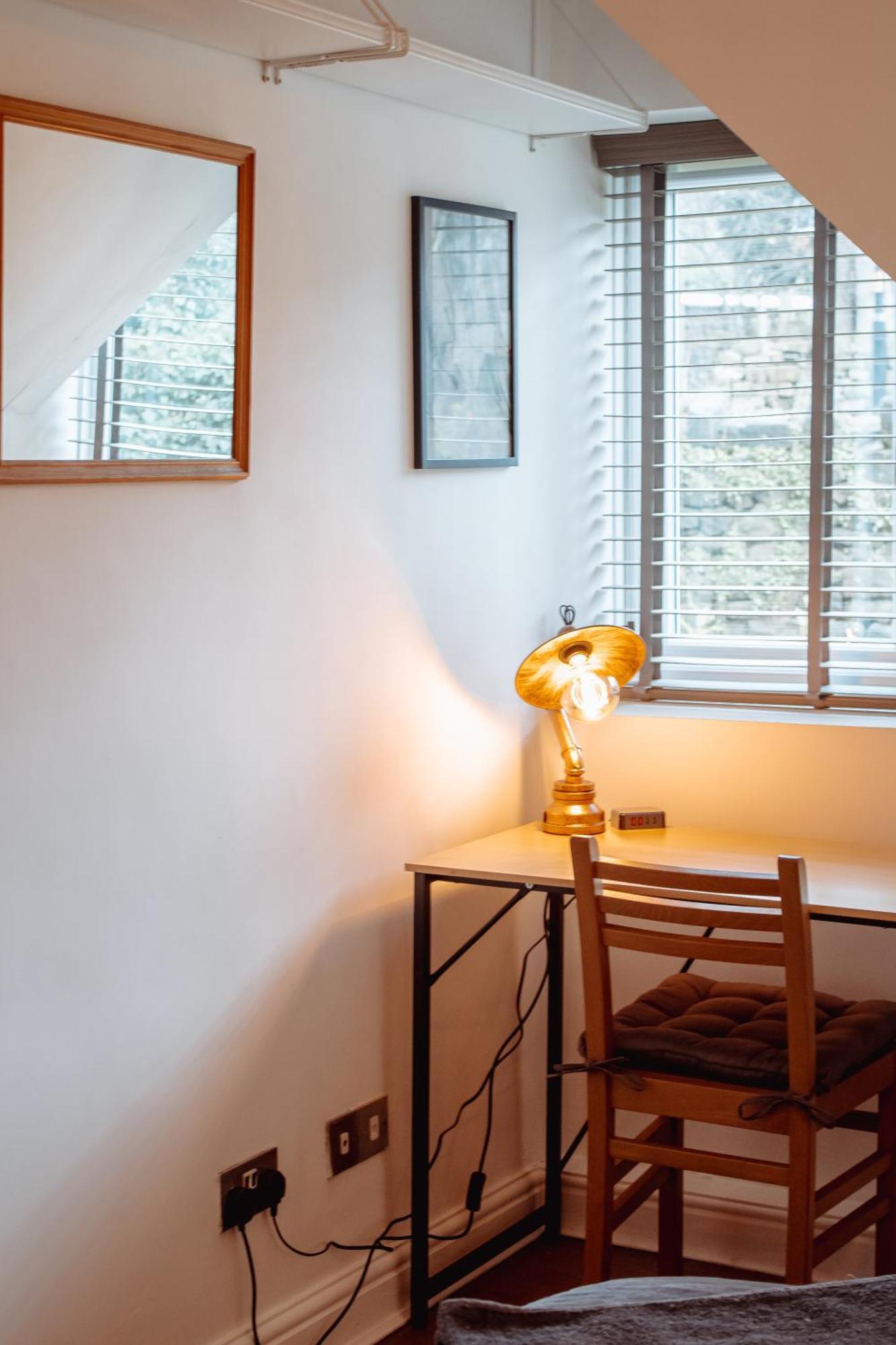 Spacious Flat With Free Parking Leilighet Harrogate Eksteriør bilde